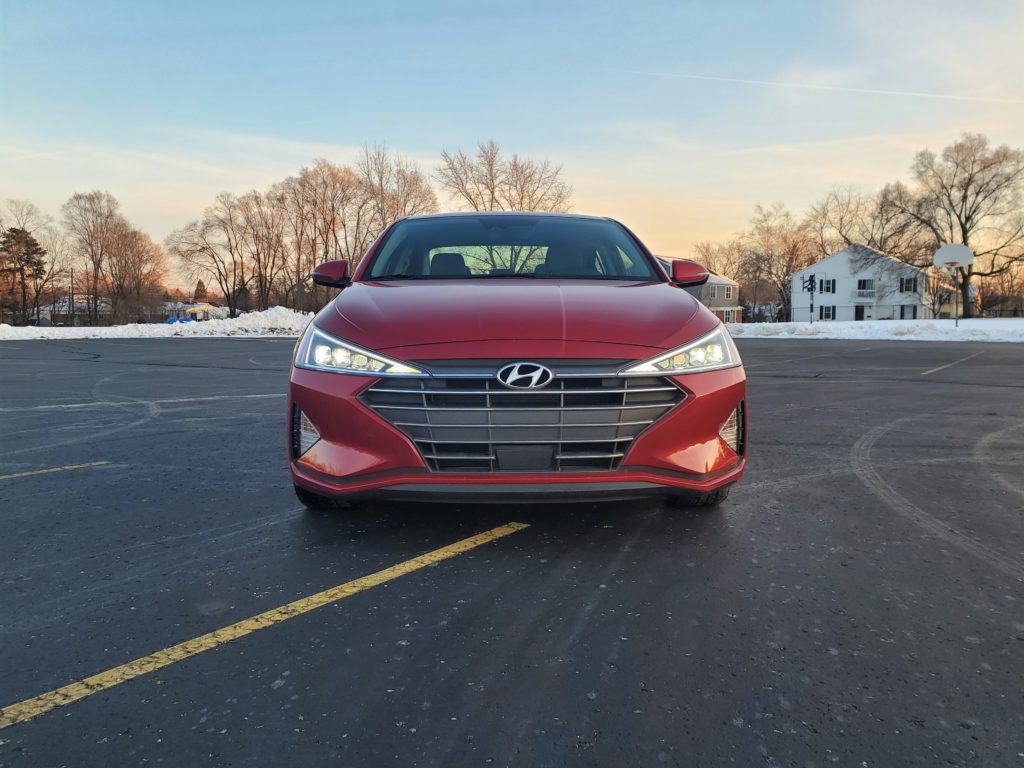 2020 Hyundai Elantra Red Front